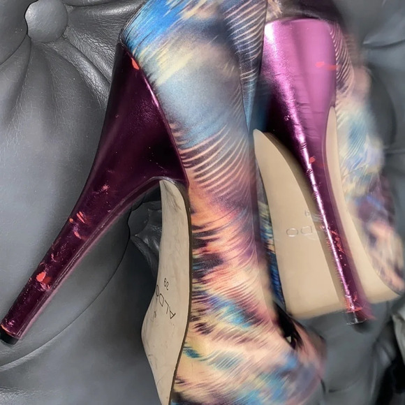 Aldo Satin patterned heels pumps  Sz 39 - Picture 13 of 15